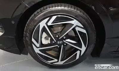 Hyundai Sonata 2024 1.6 Автомат в Москве № 49488, миниатюра 3