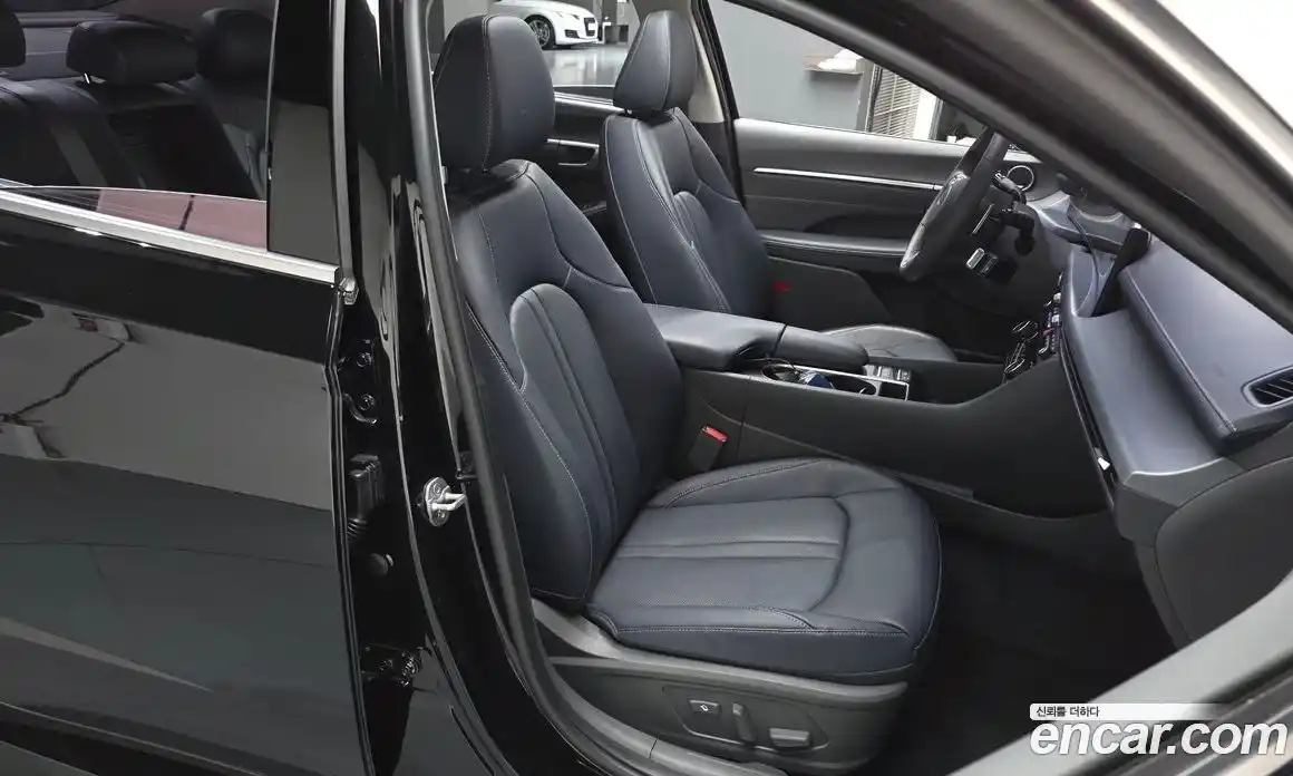 Hyundai Sonata 2024 1.6 Автомат в Москве № 49488, фото 6