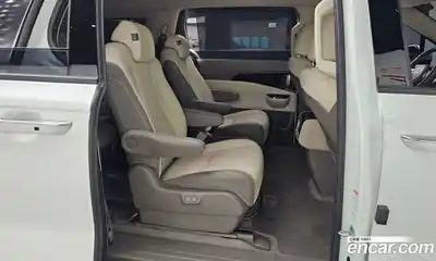 Kia Canival 2023 3.5 Автомат в Москве № 51384, миниатюра 12