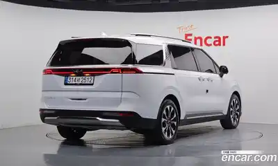 Kia Canival 2023 3.5 Автомат в Москве № 51384, миниатюра 2