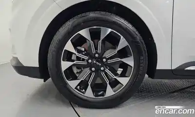 Kia Canival 2023 3.5 Автомат в Москве № 51384, миниатюра 5