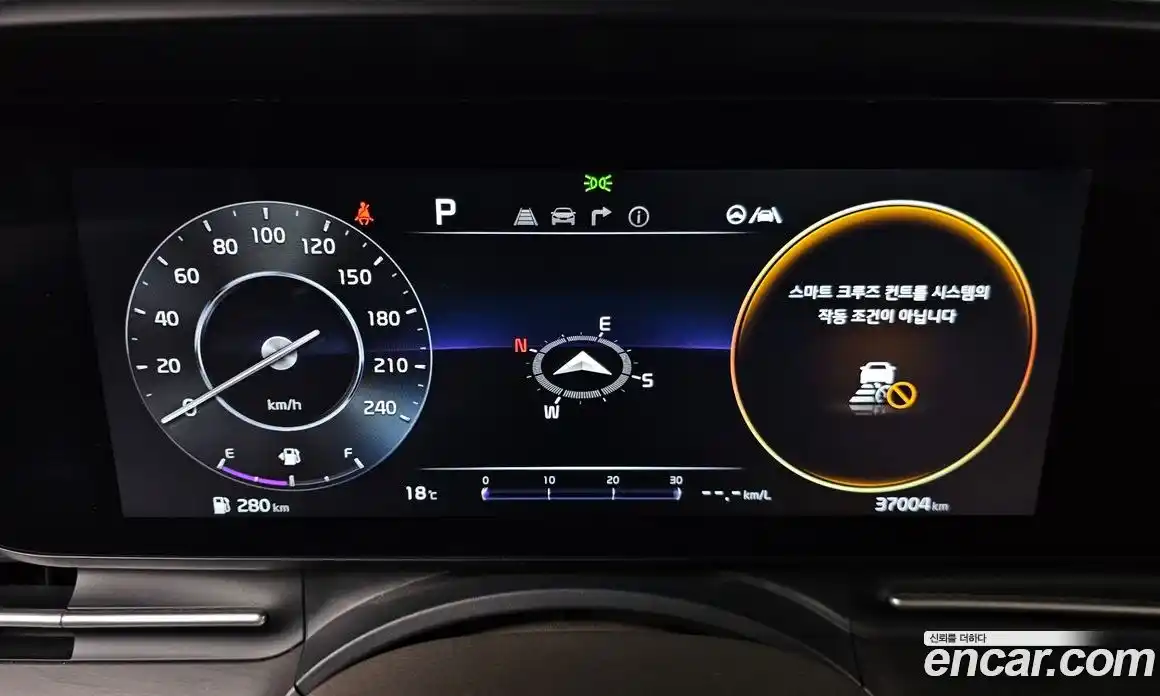 Kia Canival 2023 3.5 Автомат в Москве № 51384, фото 8