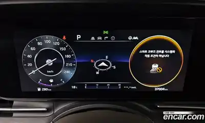 Kia Canival 2023 3.5 Автомат в Москве № 51384, миниатюра 8