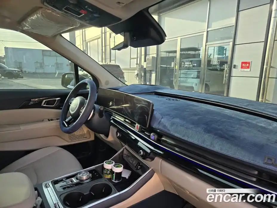 Kia Canival 2024 1.6 Автомат в Москве № 53962, фото 11