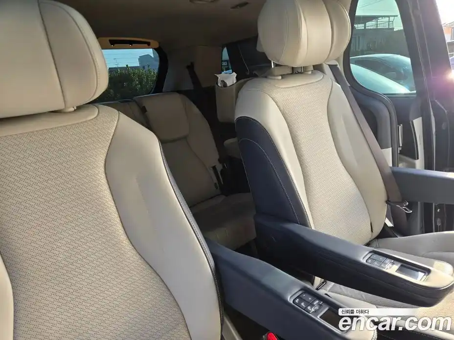 Kia Canival 2024 1.6 Автомат в Москве № 53962, фото 15