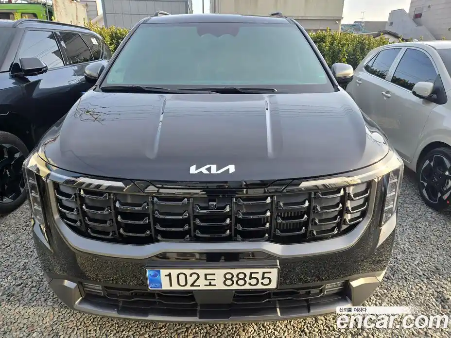 Kia Canival 2024 1.6 Автомат в Москве № 53962, фото 3