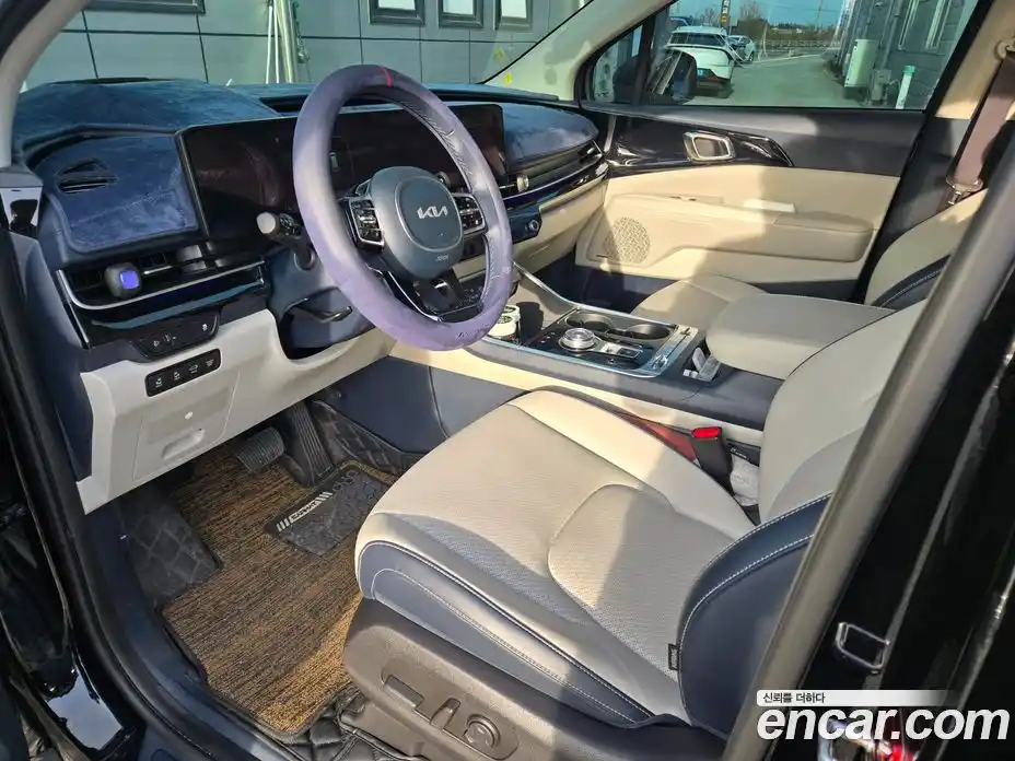 Kia Canival 2024 1.6 Автомат в Москве № 53962, фото 10