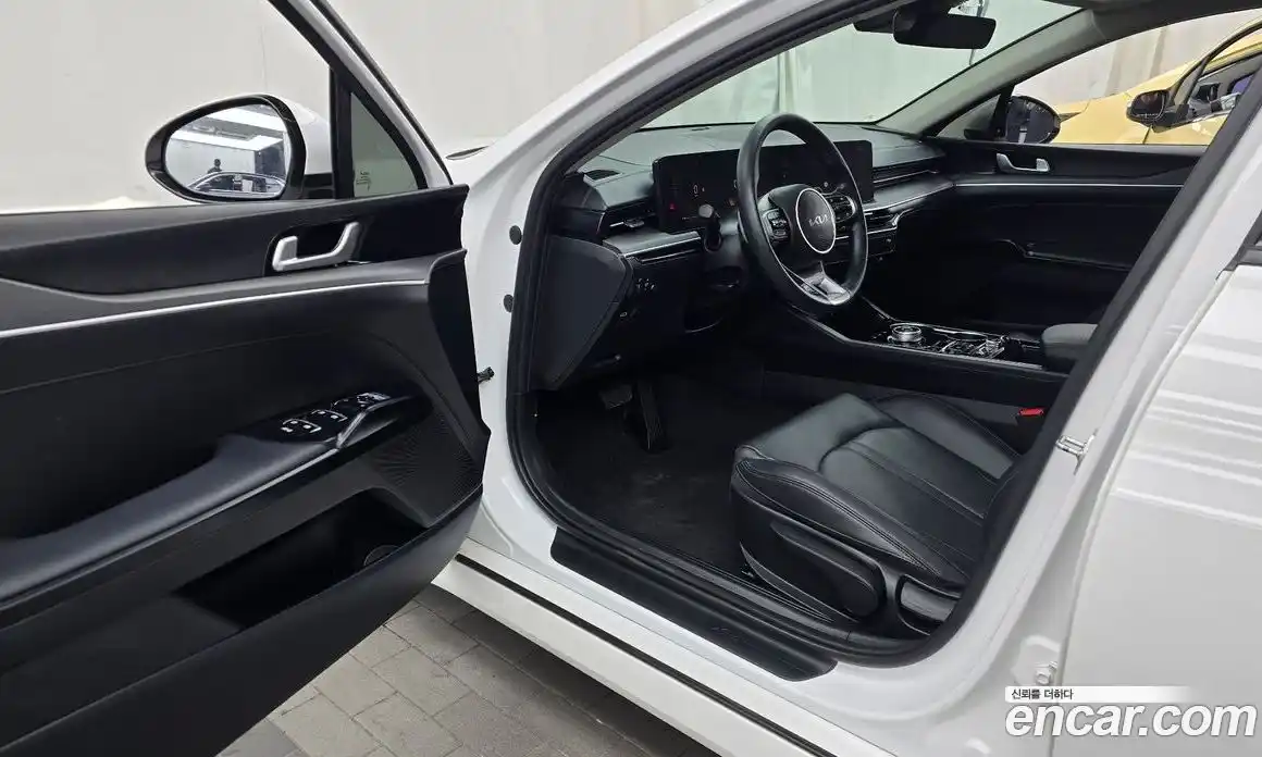 Kia K5 2024 2.0 Автомат в Москве № 55647, фото 10