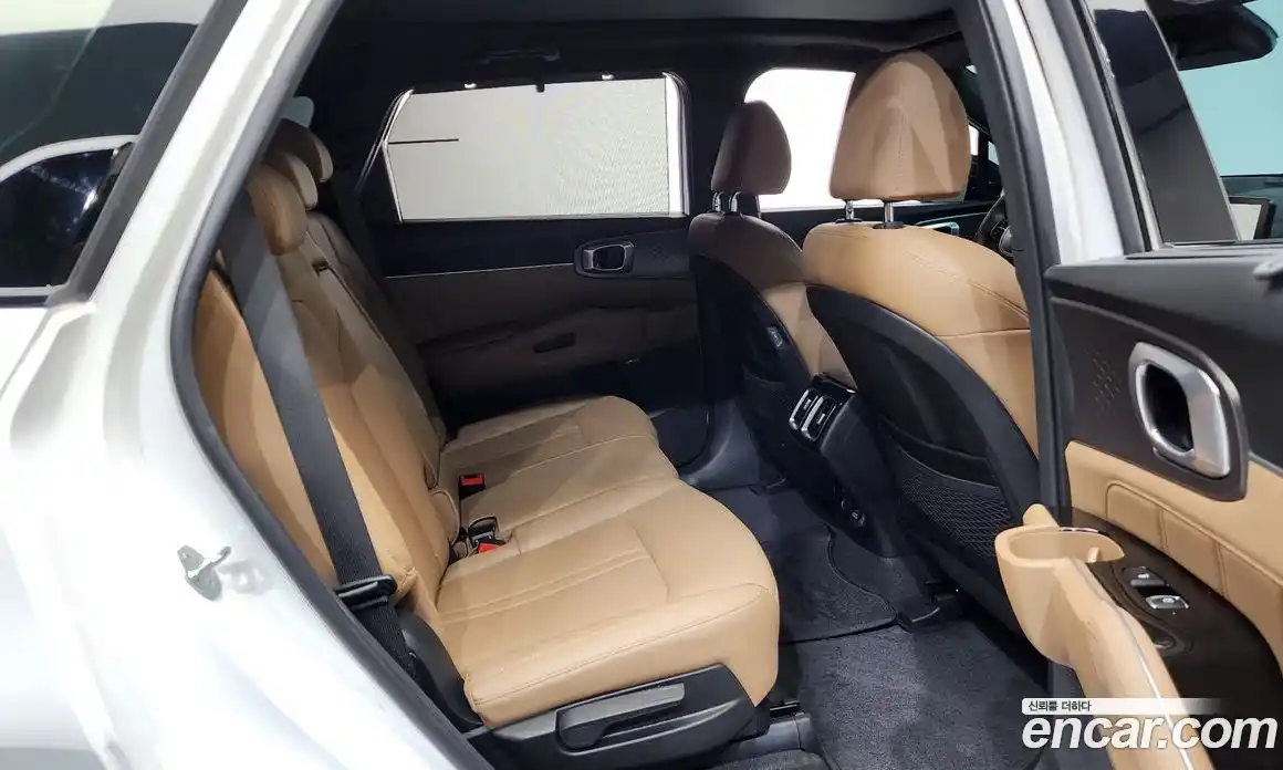 Kia Sorento 2024 1.6 Автомат в Москве № 56032, фото 12