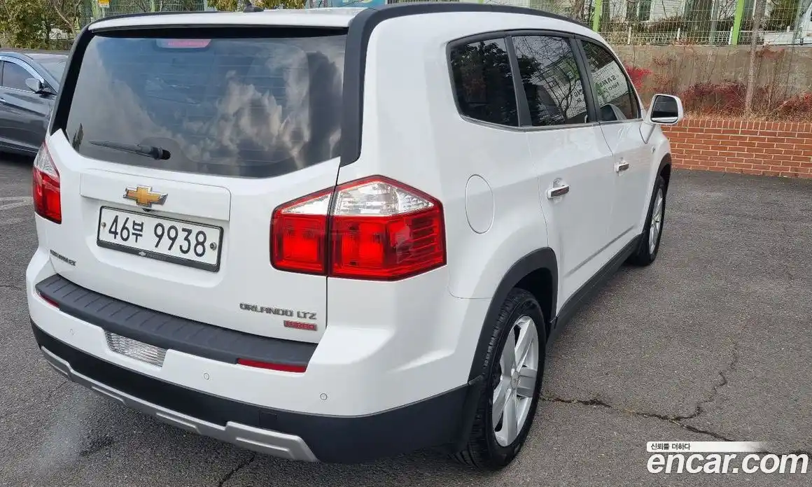 Chevrolet Orlando 2013 2.0 Автомат в Москве № 105767, фото 4