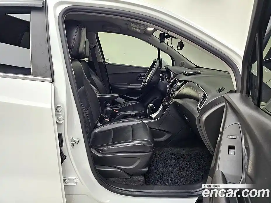 Chevrolet Trax 2017 1.6 Автомат в Москве № 105961, фото 11