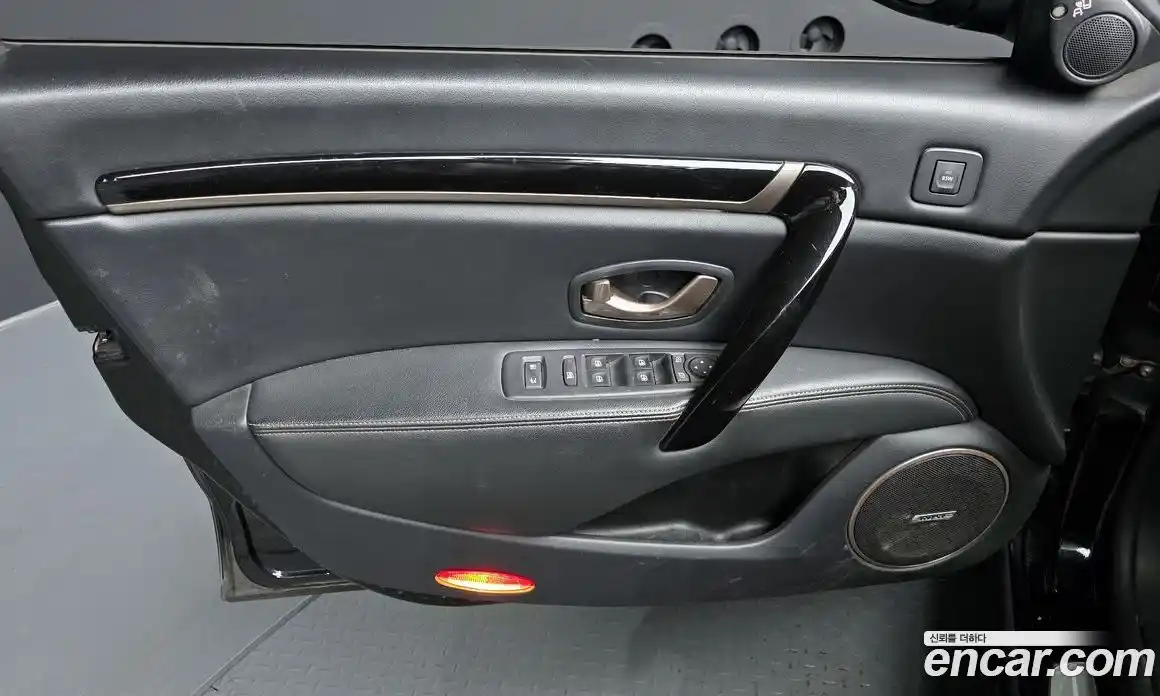 Renault SM7 2016 2.5 Автомат в Москве № 107495, фото 9