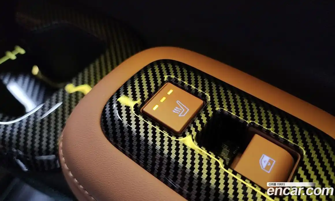 Hyundai Santa Fe 2024 1.6 Автомат в Москве № 107663, фото 14