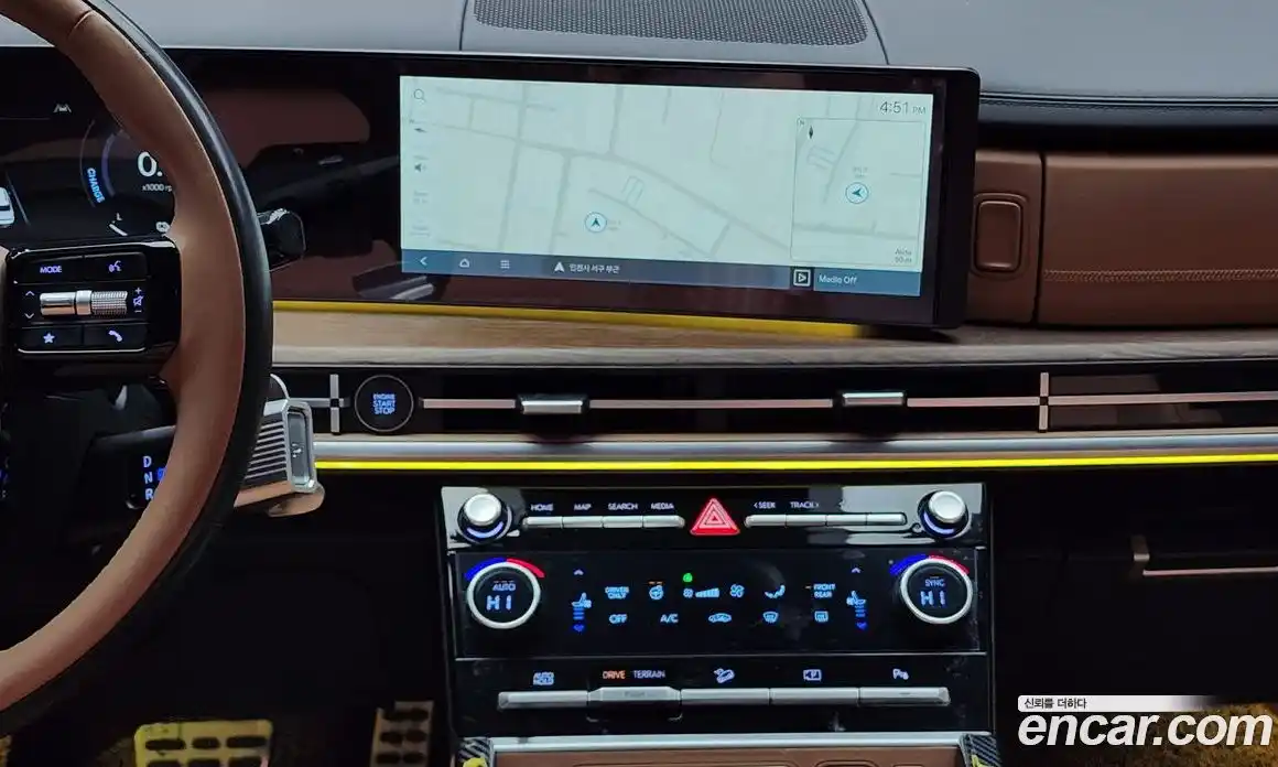 Hyundai Santa Fe 2024 1.6 Автомат в Москве № 107663, фото 6