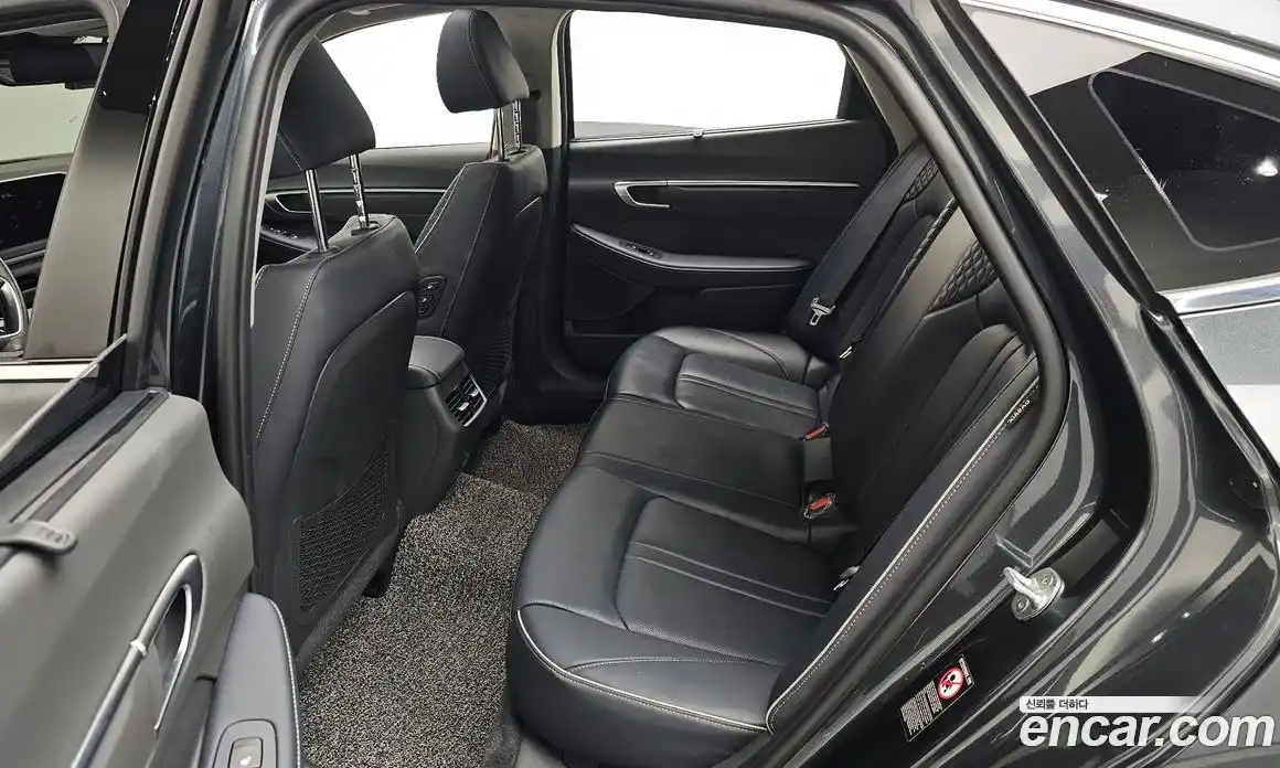 Hyundai Sonata 2021 1.6 Автомат в Москве № 109419, фото 8