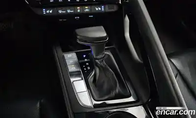 Hyundai Avante 2023 1.6 Автомат в Москве № 111713, миниатюра 5