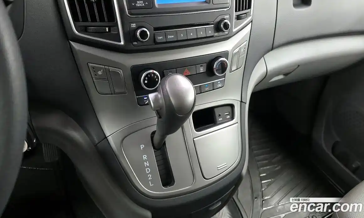 Hyundai Starex 2019 2.4 Автомат в Москве № 112537, фото 1