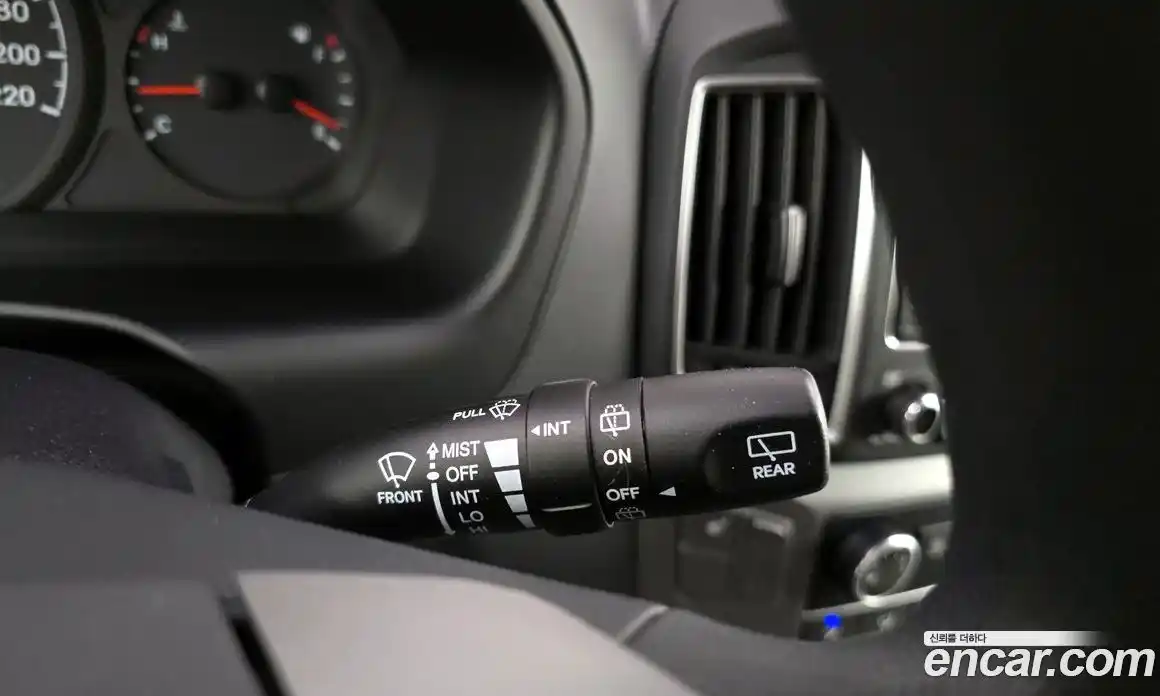 Hyundai Starex 2019 2.4 Автомат в Москве № 112537, фото 15