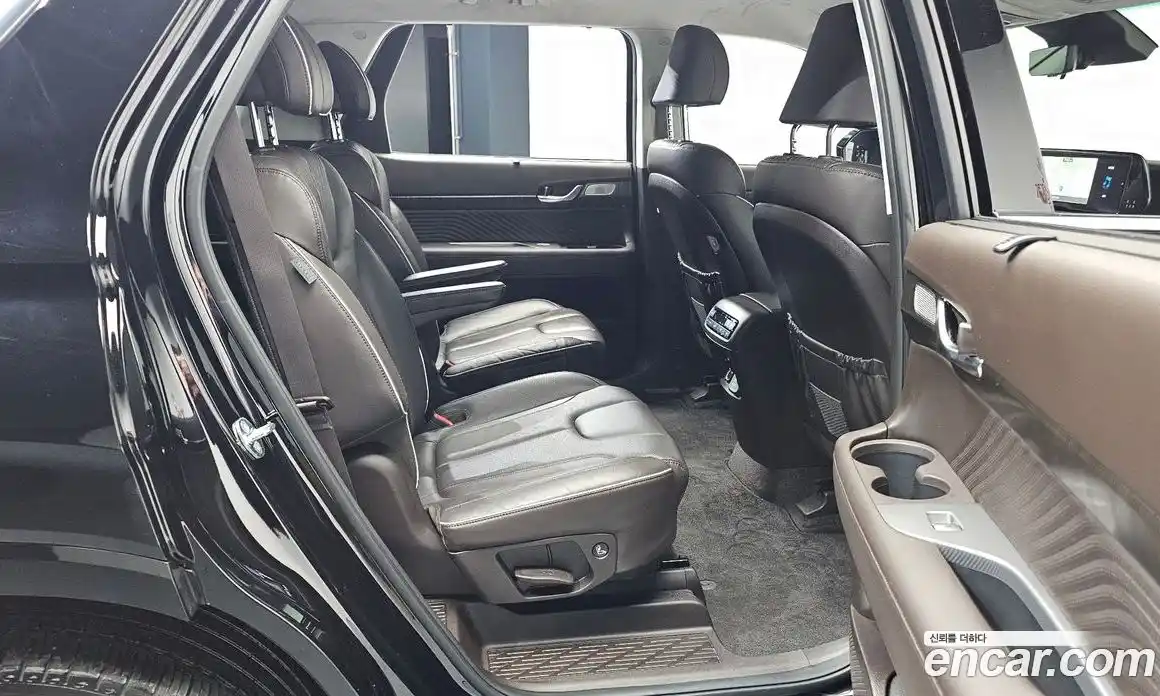 Hyundai Palisade 2023 2.2 Автомат в Москве № 11588, фото 5