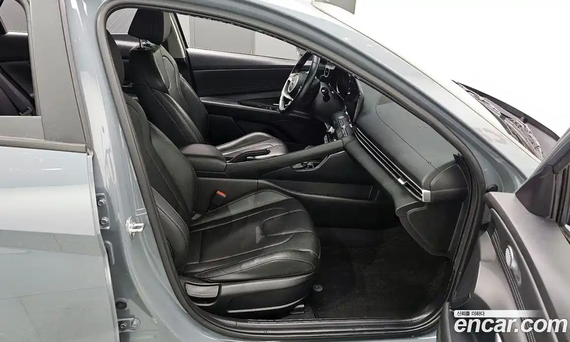 Hyundai Avante 2023 1.6 Автомат в Москве № 115979, фото 14