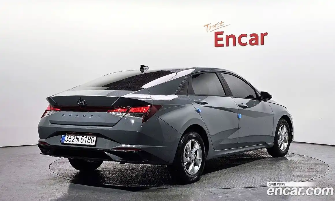 Hyundai Avante 2023 1.6 Автомат в Москве № 115979, фото 4