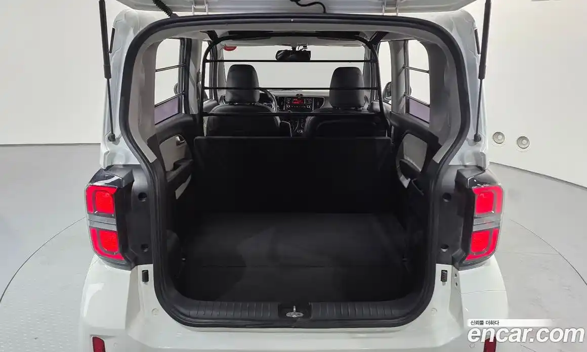 Kia Ray 2023 1.0 Автомат в Москве № 124178, фото 7