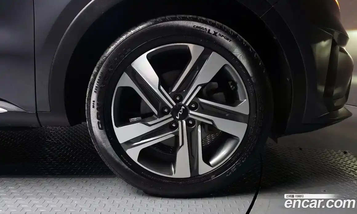 Kia Sorento 2023 1.6 Автомат в Москве № 124323, фото 5