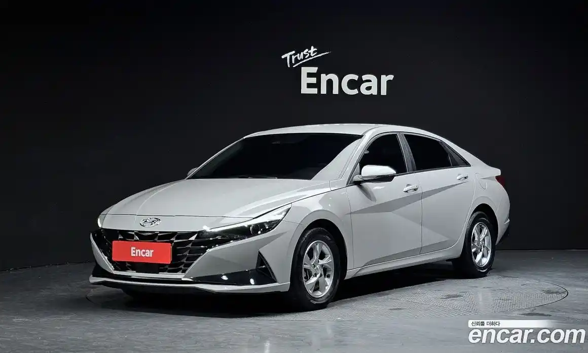 Hyundai Avante 2023 1.6 Автомат в Москве № 124520, фото 17