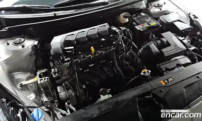 Hyundai Avante 2023 1.6 Автомат в Москве № 124520, миниатюра 8