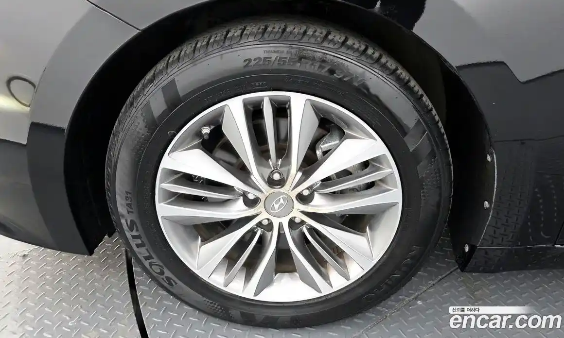 Hyundai Grandeur 2017 2.4 Автомат в Москве № 125742, фото 14