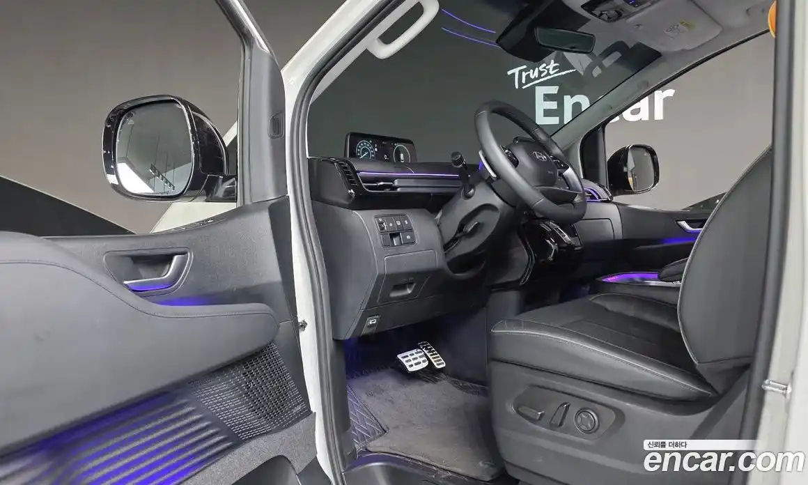 Hyundai Staria 2025 1.6 Автомат в Москве № 126753, фото 3