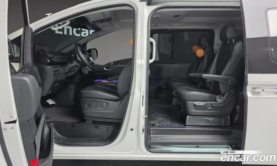 Hyundai Staria 2025 1.6 Автомат в Москве № 126753, фото 6