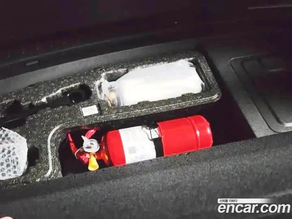 Hyundai Santa Fe 2026 1.6 Автомат в Москве № 129398, фото 12