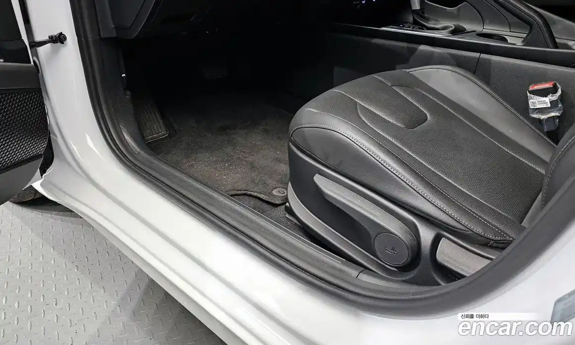 Hyundai Avante 2025 1.6 Автомат в Москве № 130052, фото 14