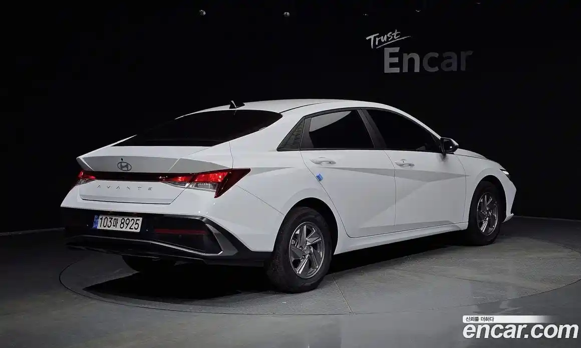 Hyundai Avante 2025 1.6 Автомат в Москве № 130052, фото 17