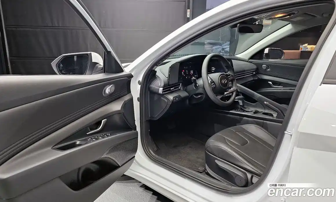 Hyundai Avante 2025 1.6 Автомат в Москве № 130052, фото 18