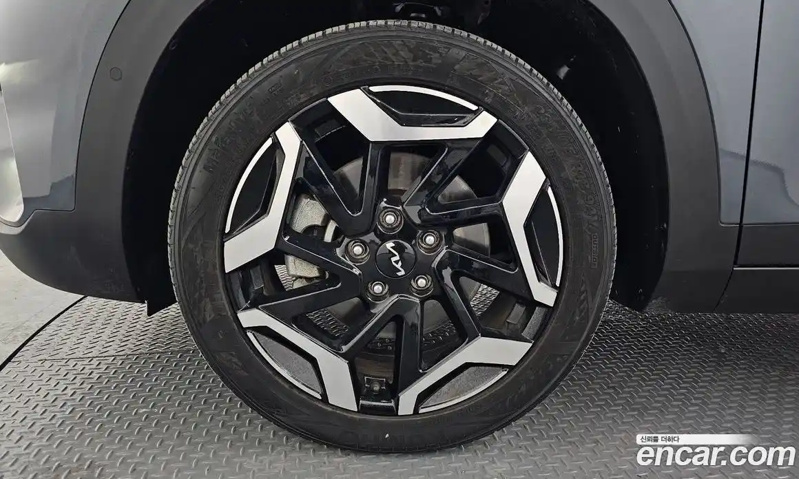 Kia Seltos 2023 1.6 Автомат в Москве № 132009, фото 13