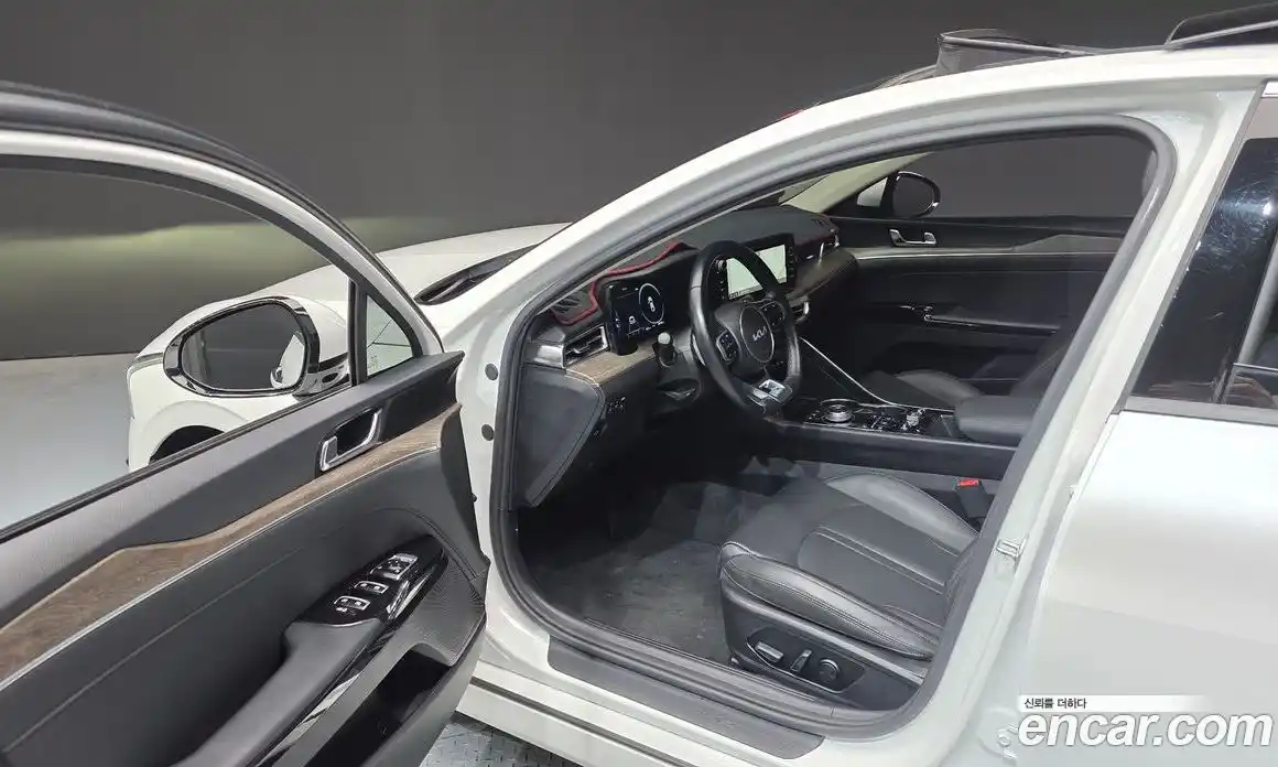 Kia K5 2022 1.6 Автомат в Москве № 133728, фото 18