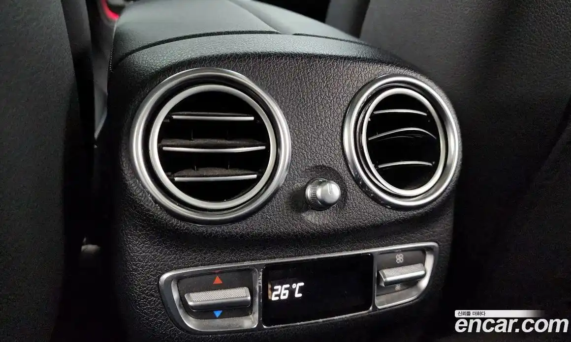 Mercedes-Benz E-Class 2021 2.0 Автомат в Москве № 142416, фото 3