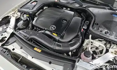 Mercedes-Benz E-Class 2021 2.0 Автомат в Москве № 142416, миниатюра 4