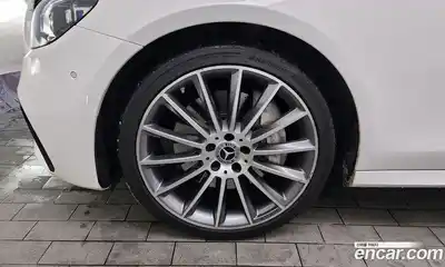 Mercedes-Benz E-Class 2021 2.0 Автомат в Москве № 142416, миниатюра 9