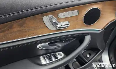 Mercedes-Benz E-Class 2018 1.9 Автомат в Москве № 142565, миниатюра 12