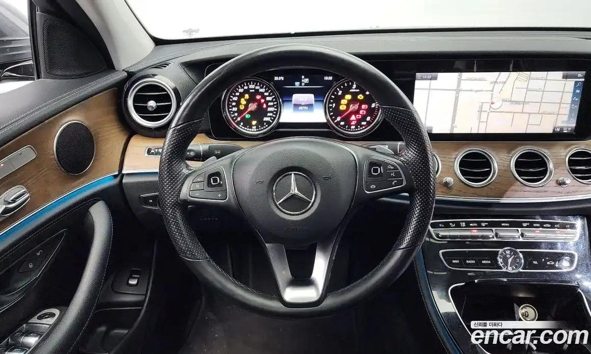 Mercedes-Benz E-Class 2018 1.9 Автомат в Москве № 142565, фото 16