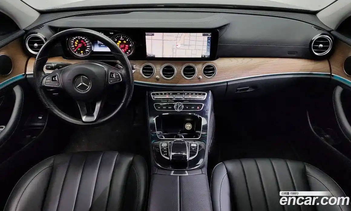 Mercedes-Benz E-Class 2018 1.9 Автомат в Москве № 142565, фото 4