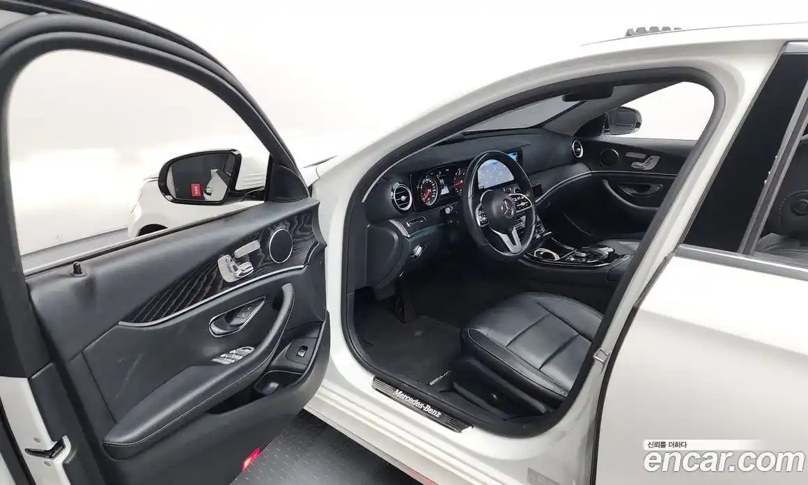 Mercedes-Benz E-Class 2019 1.9 Автомат в Москве № 142729, фото 15