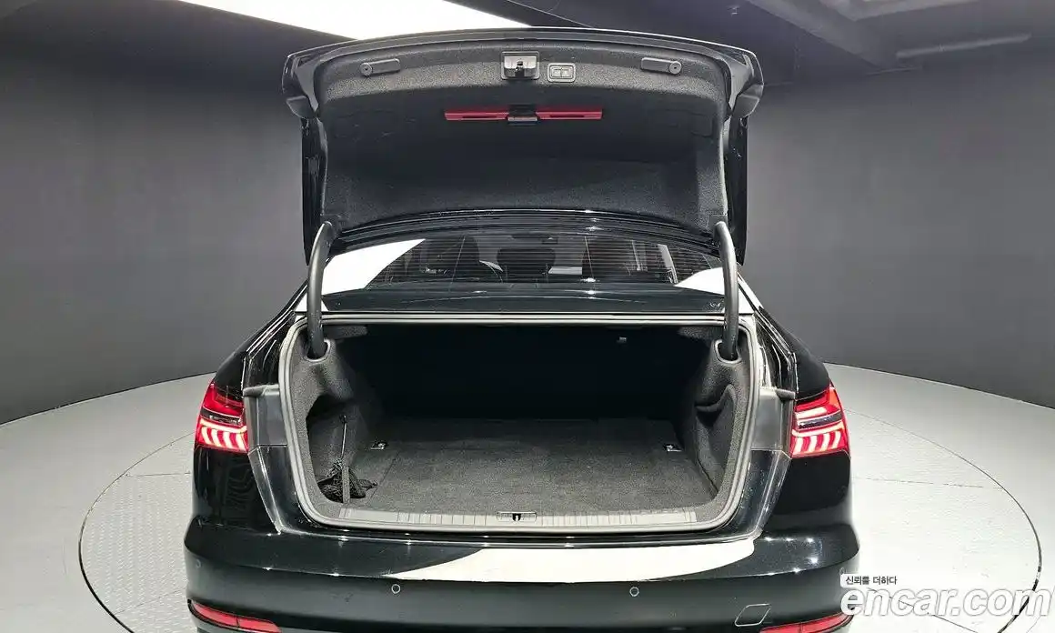 Audi A6 2021 2.0 Автомат в Москве № 143866, фото 14