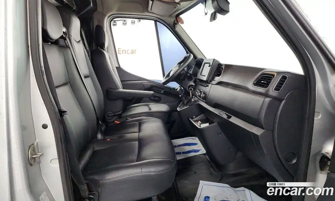 Renault Master 2020 2.3 Механическая в Москве № 148092, фото 10