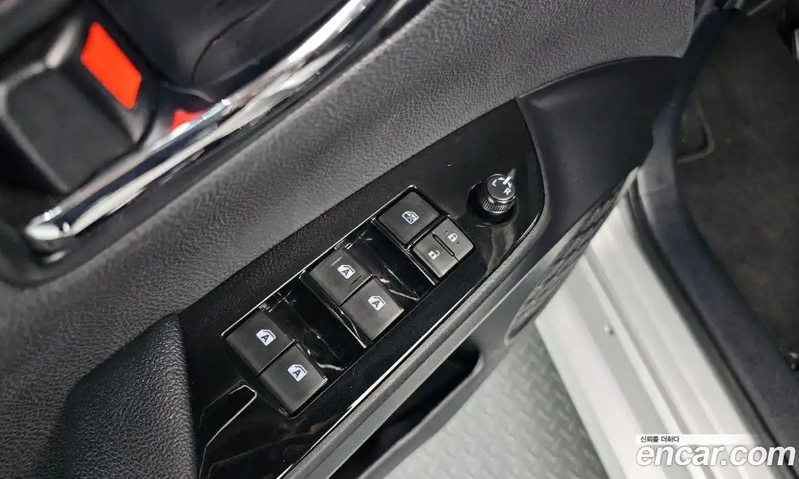 Toyota Prius 2016 1.8 Автомат в Москве № 151229, фото 15