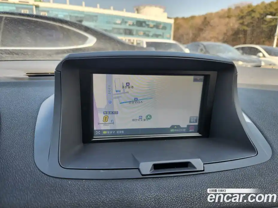 Renault SM3 2016 1.6 Автомат в Москве № 152364, фото 12