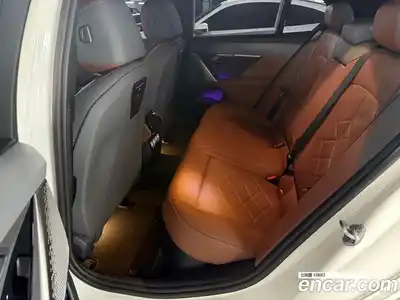 BMW 5-Series 2025 2.0 Автомат в Москве № 153206, миниатюра 8